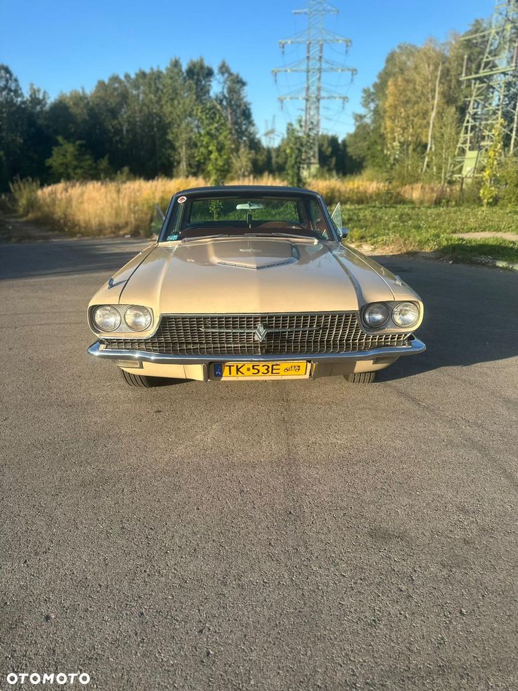 Ford Thunderbird - 8