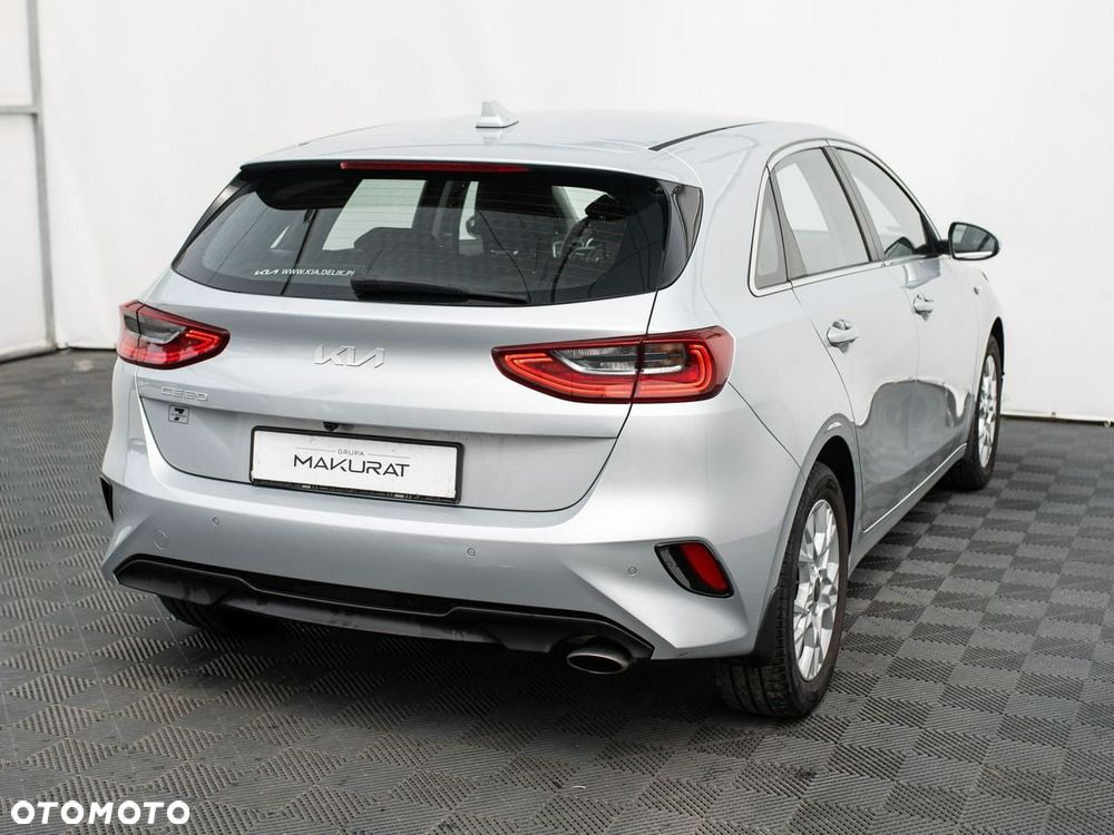Kia Ceed 1.5 T-GDI M - 6