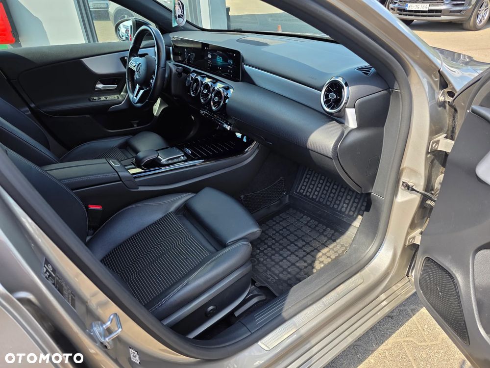 Mercedes-Benz Klasa A 250 E 8G-DCT - 34