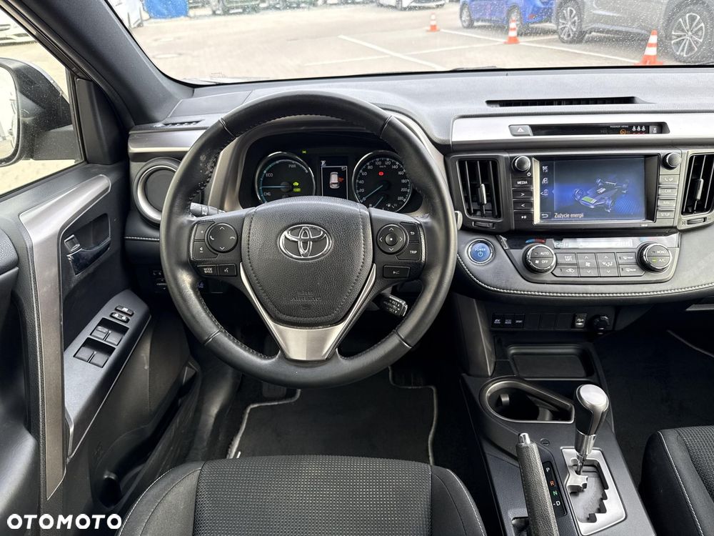 Toyota RAV4 Hybrid Premium 4x2 - 11