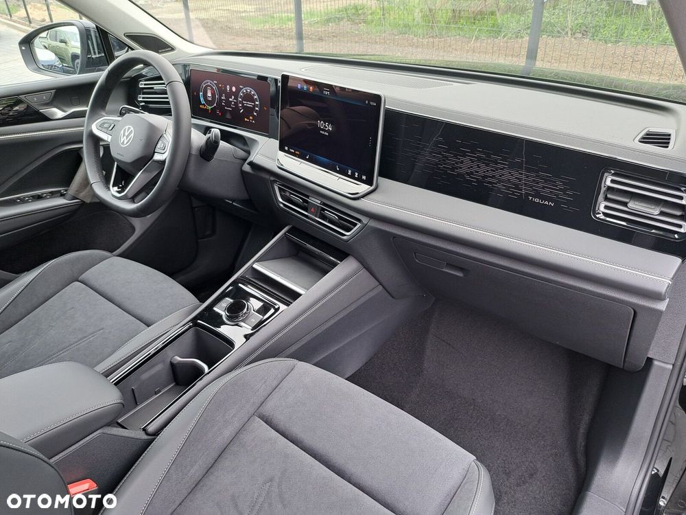Volkswagen Tiguan 2.0 TDI Elegance DSG - 15