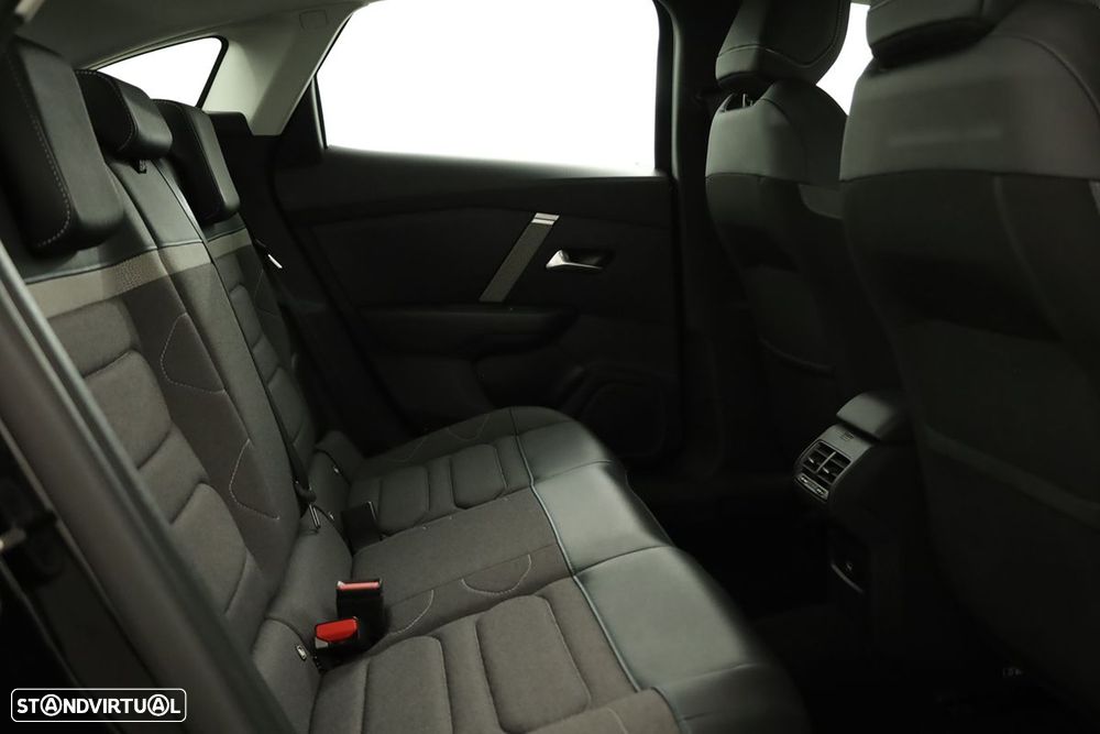 Citroën C4 1.2 PureTech Plus - 21