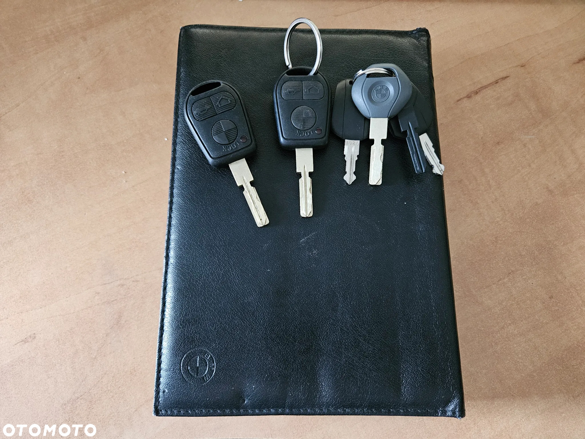 BMW Seria 5 520i - 35