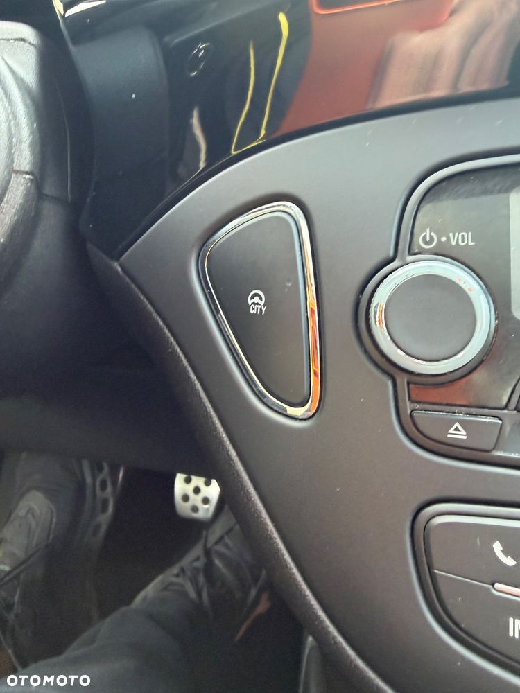 Opel Corsa 1.4 Innovation - 11