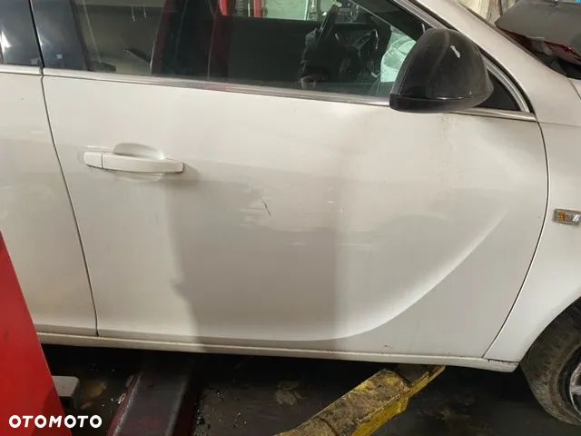DRZWI PRAWE PRZÓD OPEL INSIGNIA A - 2