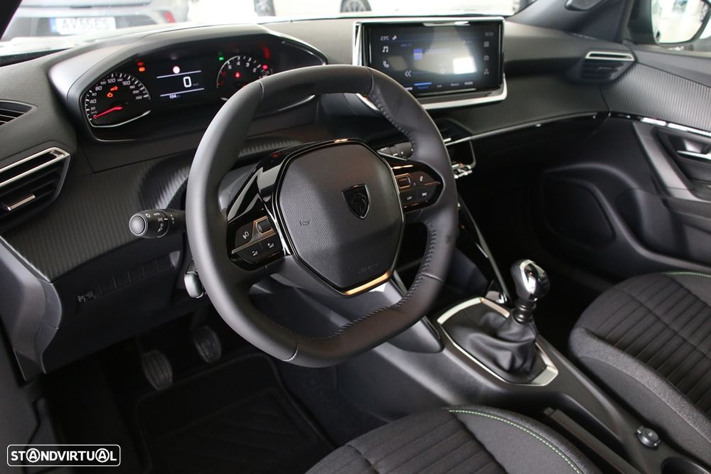 Peugeot 2008 1.2 PureTech Active - 18