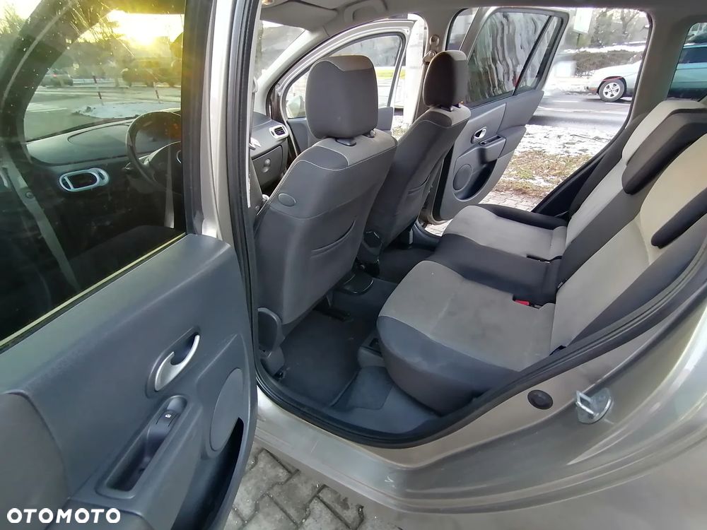 Renault Modus 1.5 dCi ESP Exception - 19