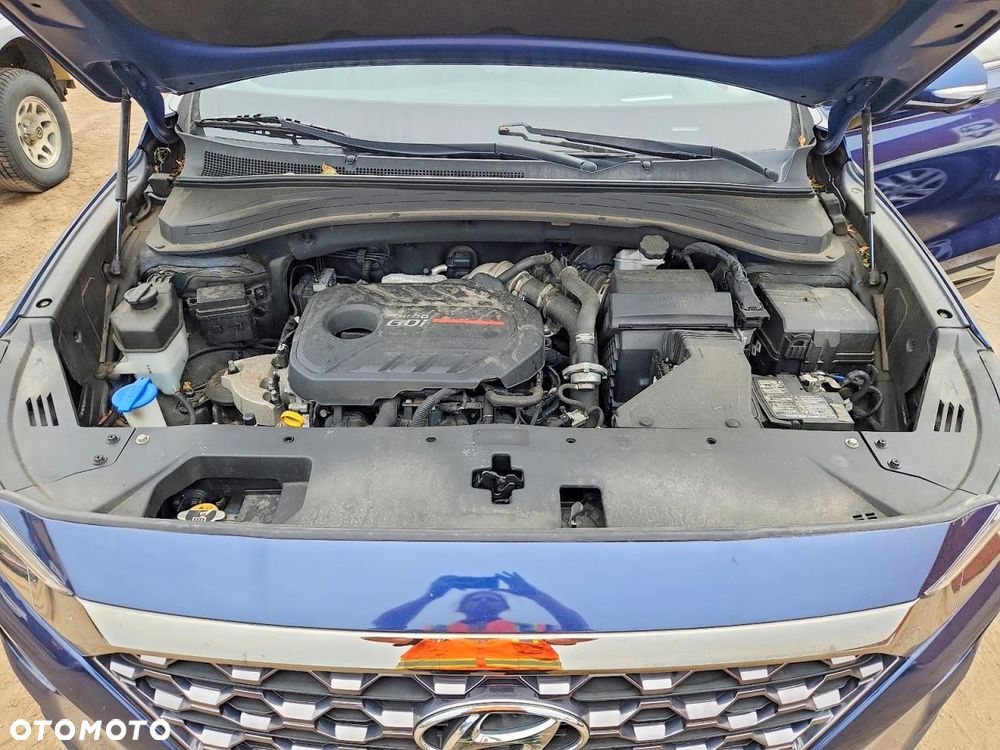 Hyundai Santa Fe 2.0 T Sport Utility - 11