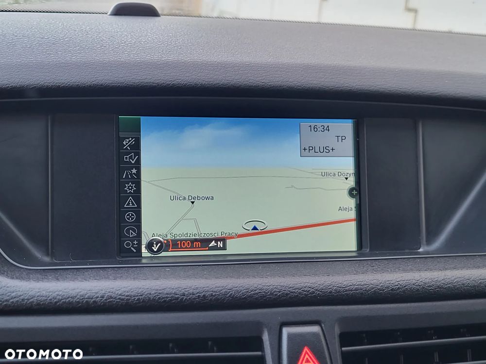 BMW X1 sDrive18i - 14