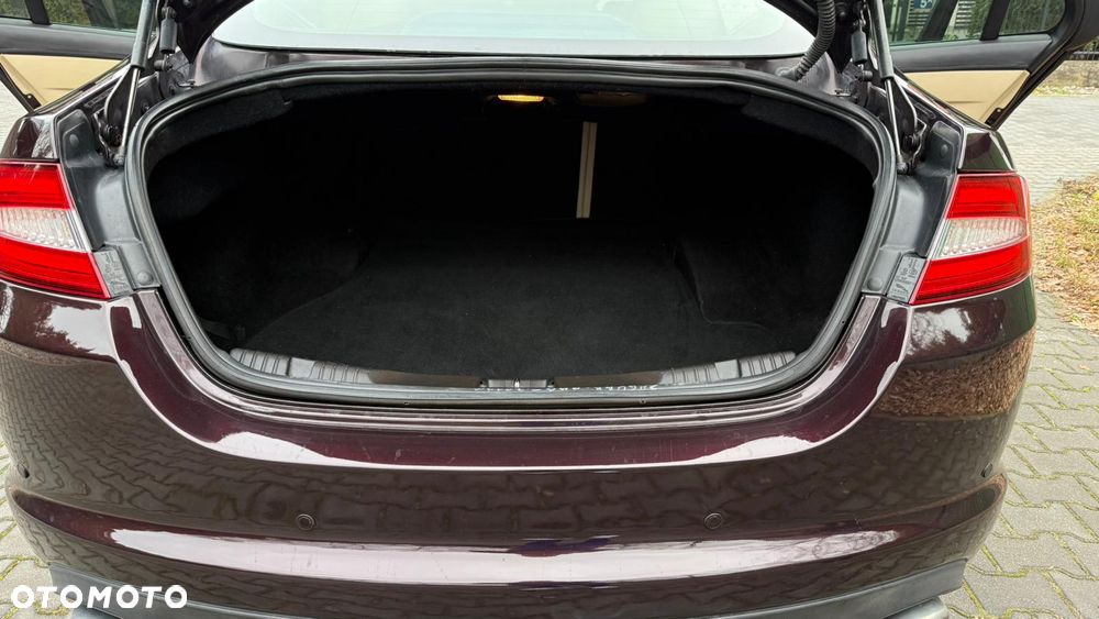 Jaguar XF 2.0 T Luxury - 11