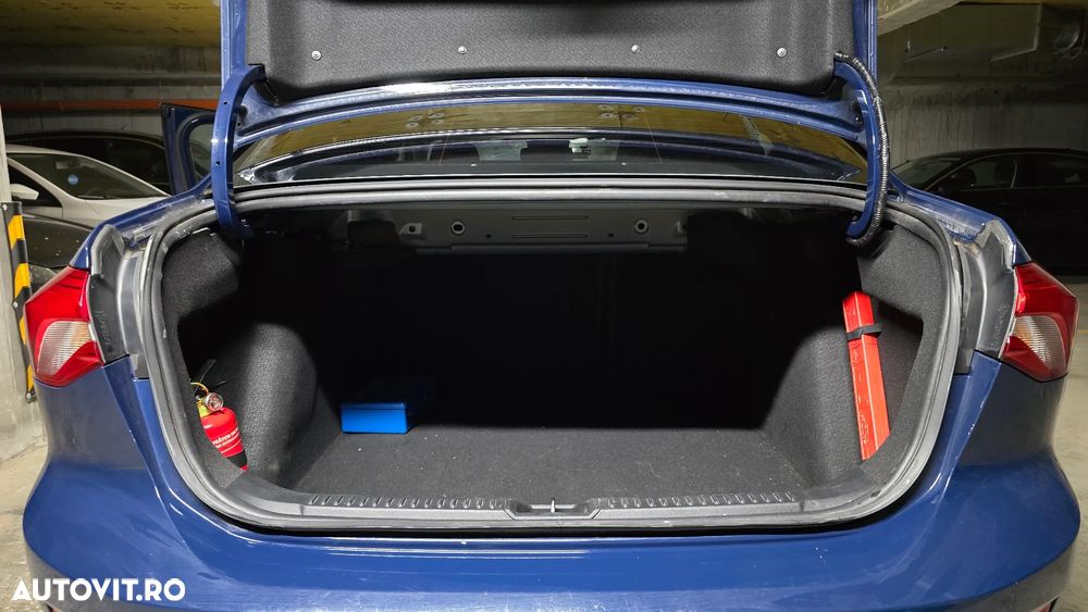 Ford Focus 1.0 EcoBoost Titanium - 8