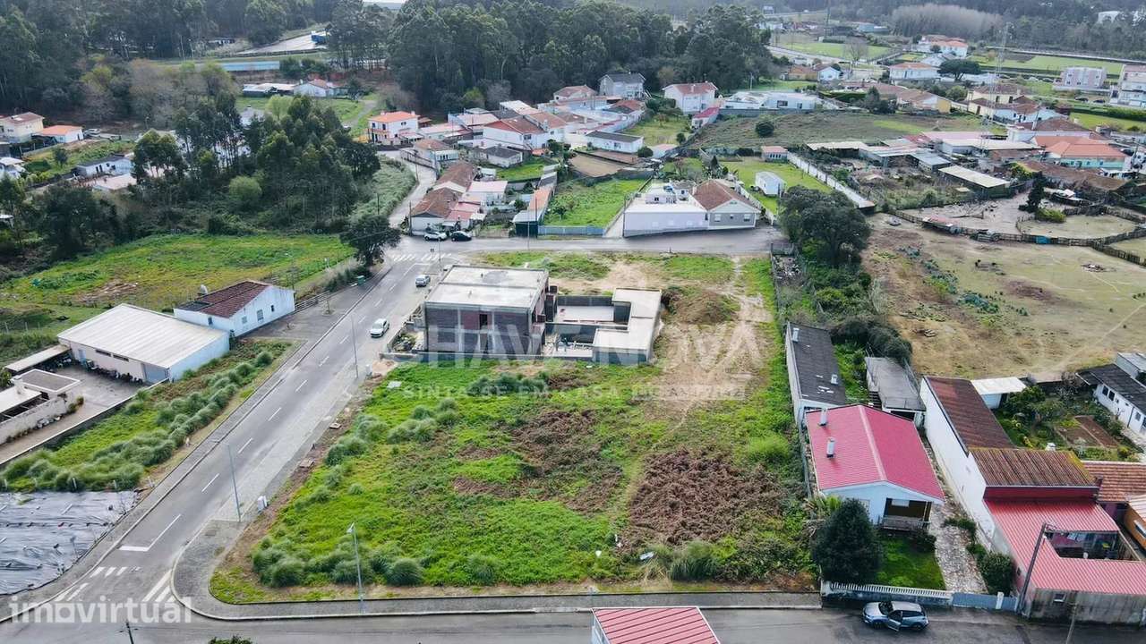 Lote de Terreno p/Moradia de 4 Frentes em S. Félix da Marinha - Gaia - Grande imagem: 4/5