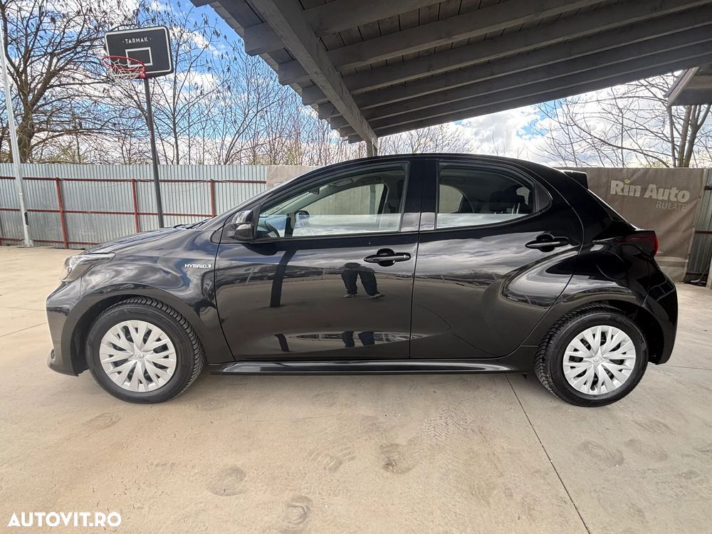 Toyota Yaris 1.5 VVT-i HSD Dynamic - 9