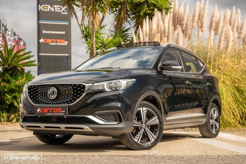 MG ZS Luxury - 2