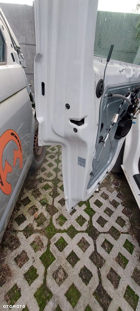 Drzwi lewe przód vw  t6 białe - 2