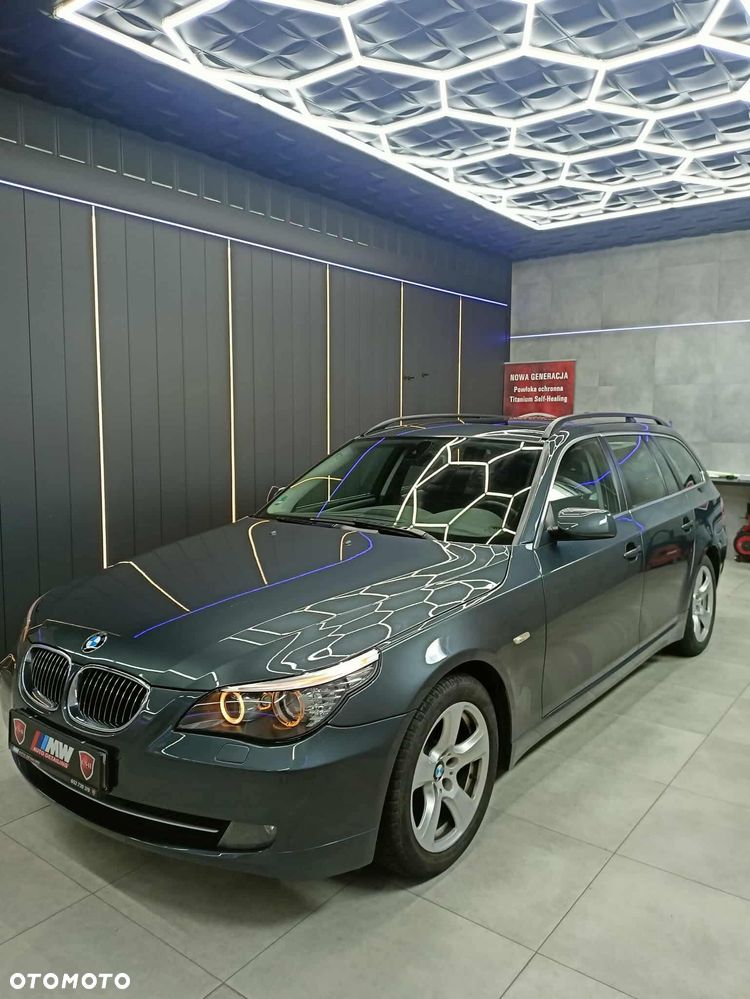 BMW Seria 5 523i - 10