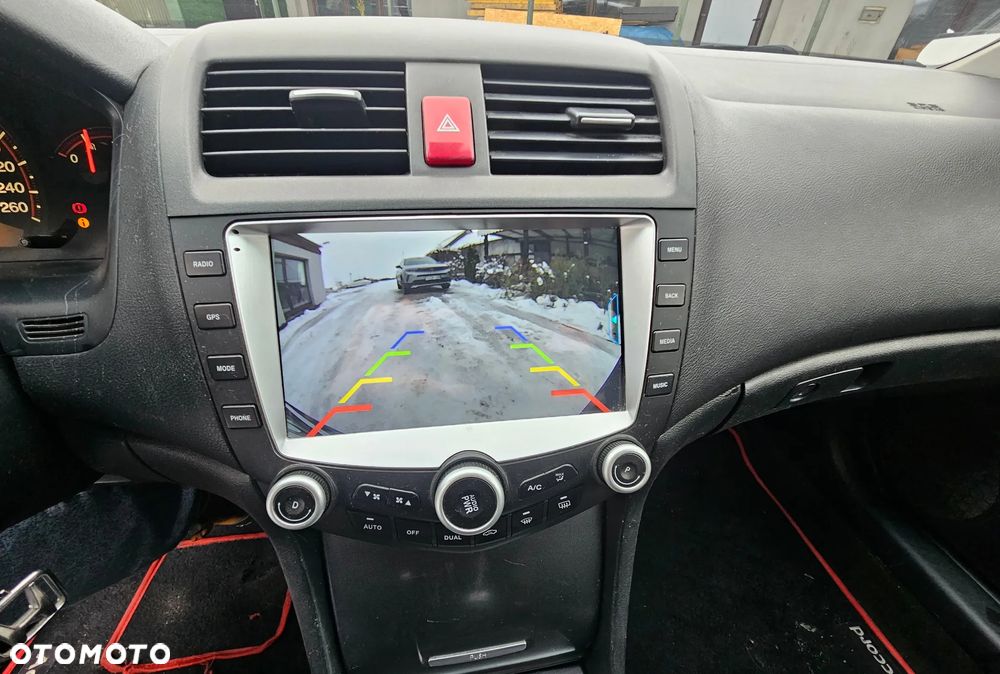 Honda Accord 2.0 i Executive - 10