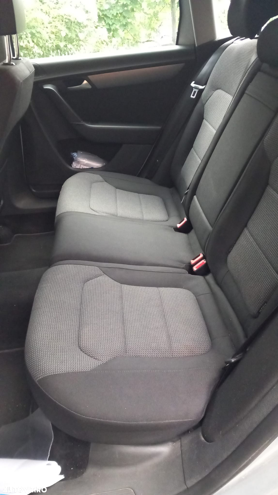 Volkswagen Passat 2.0 TDI BlueMotion Tehnology 4Motion Comfortline - 5