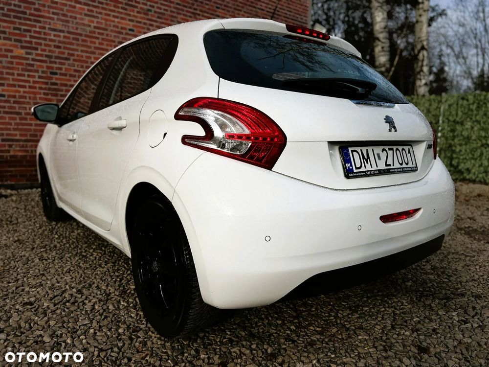 Peugeot 208 - 27