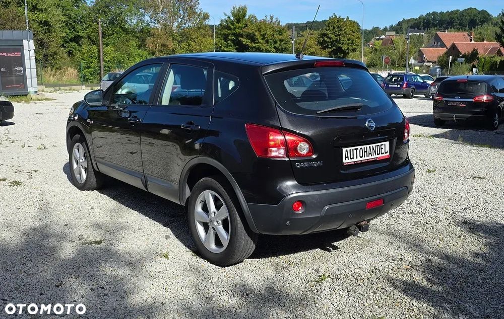 Nissan Qashqai 2.0 4x4 Tekna Premium - 5