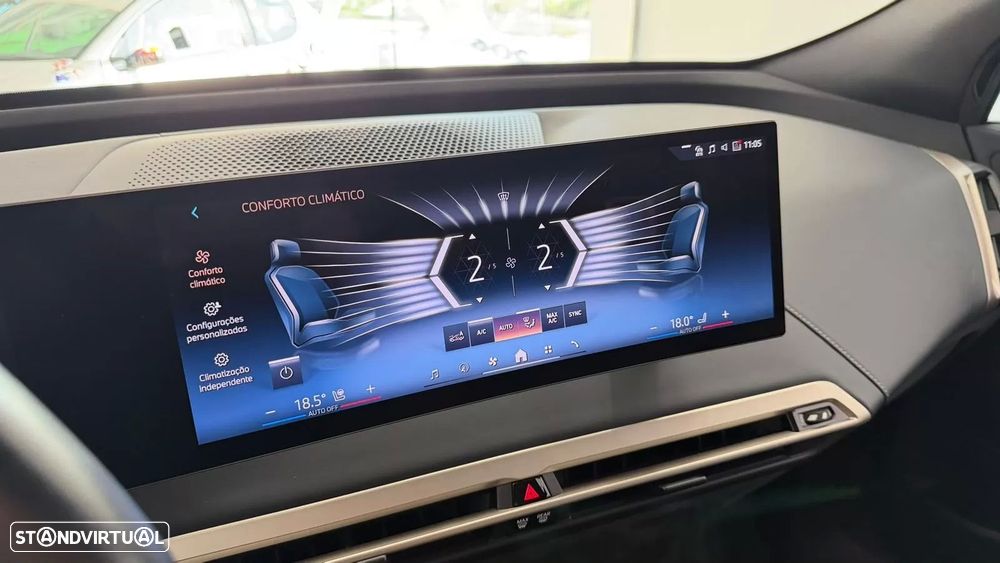 BMW iX xDrive 50 Pack Desportivo - 21