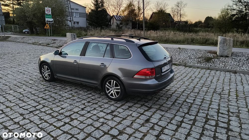 Volkswagen Golf 1.9 TDI Sportline DSG - 5