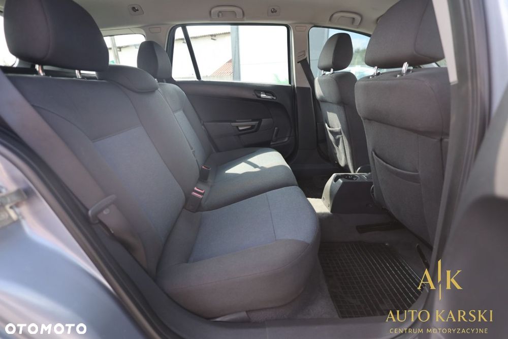 Opel Astra - 36