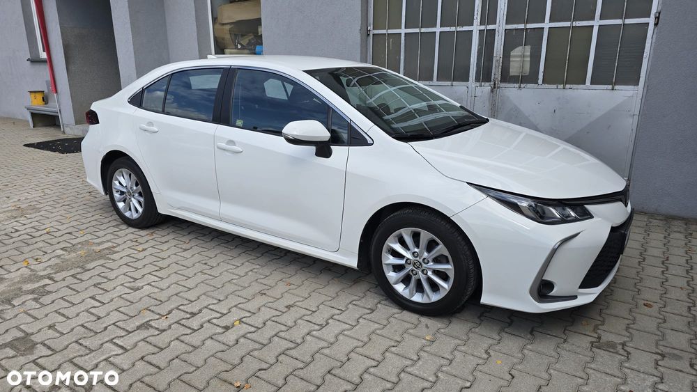 Toyota Corolla 1.8 Hybrid Active - 3