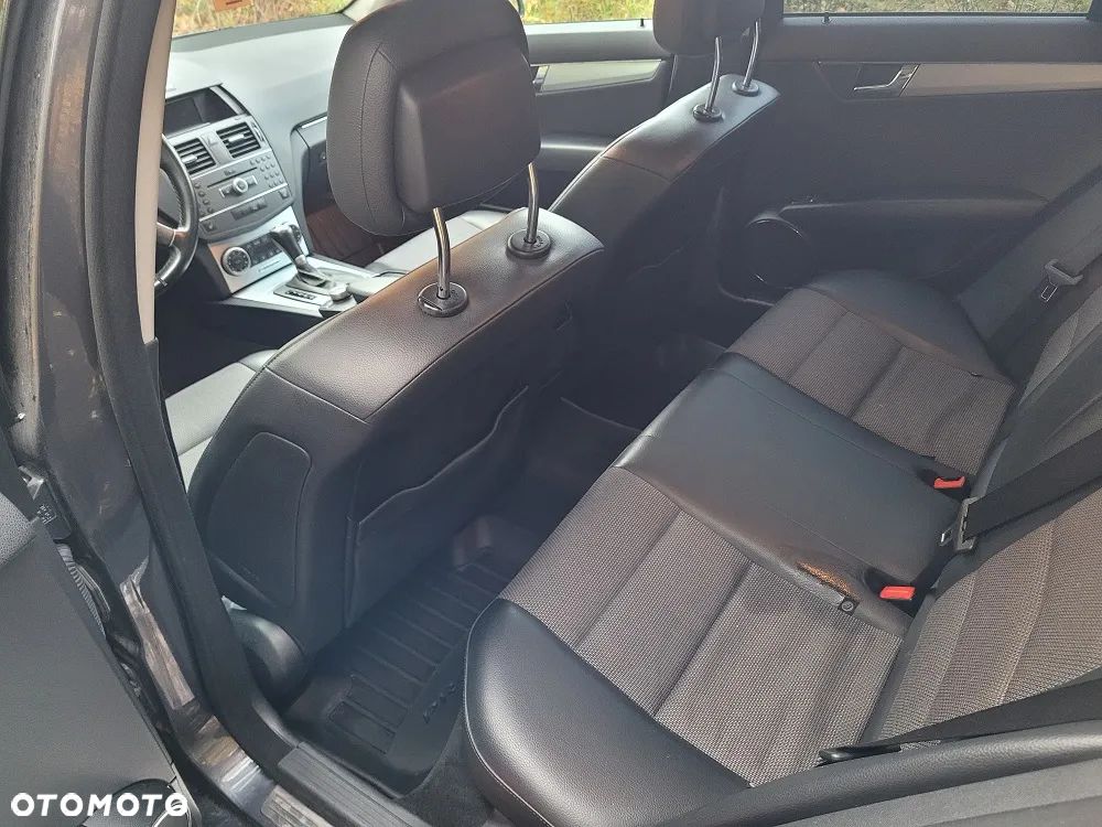 Mercedes-Benz Klasa C 220 CDI DPF Automatik BlueEFFICIENCY Avantgarde - 8