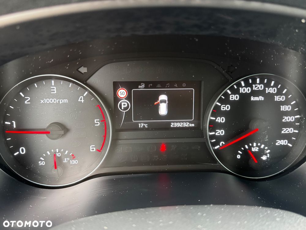 Kia Sportage 2,0 CRDI AWD Platinum - 26