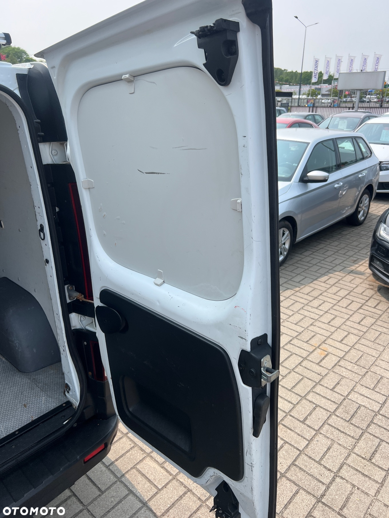 Renault Trafic Long L2 - 23