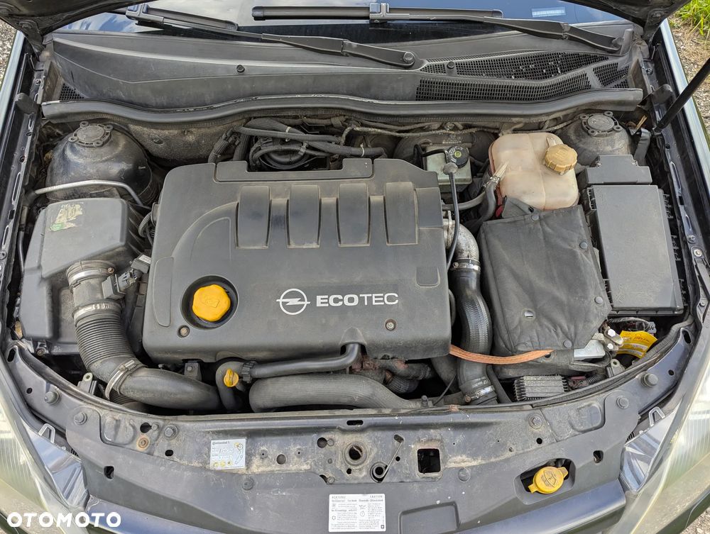 Opel Astra 1.9 CDTI Cosmo - 17