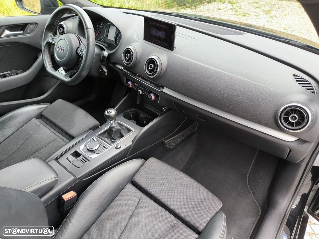 Audi A3 Sportback 2.0 TDI S-line - 22