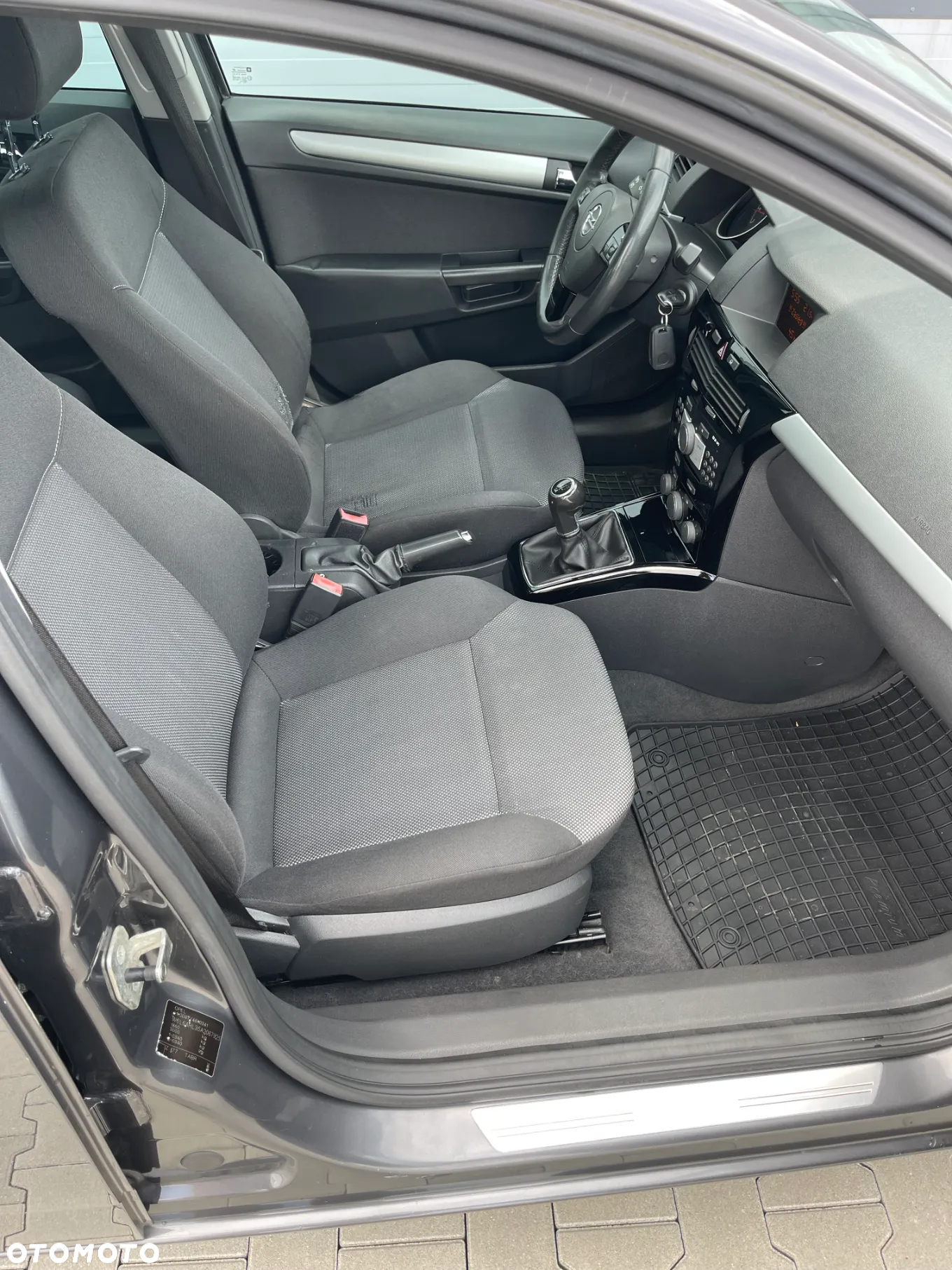 Opel Astra - 16