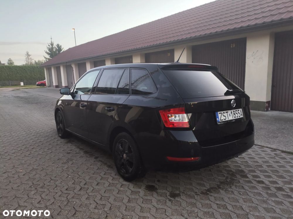 Skoda Fabia 1.0 Active - 4