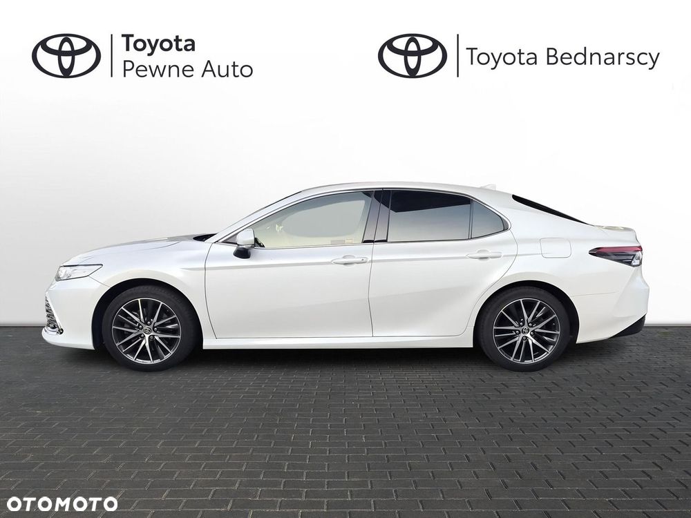 Toyota Camry 2.5 Hybrid Executive CVT - 2