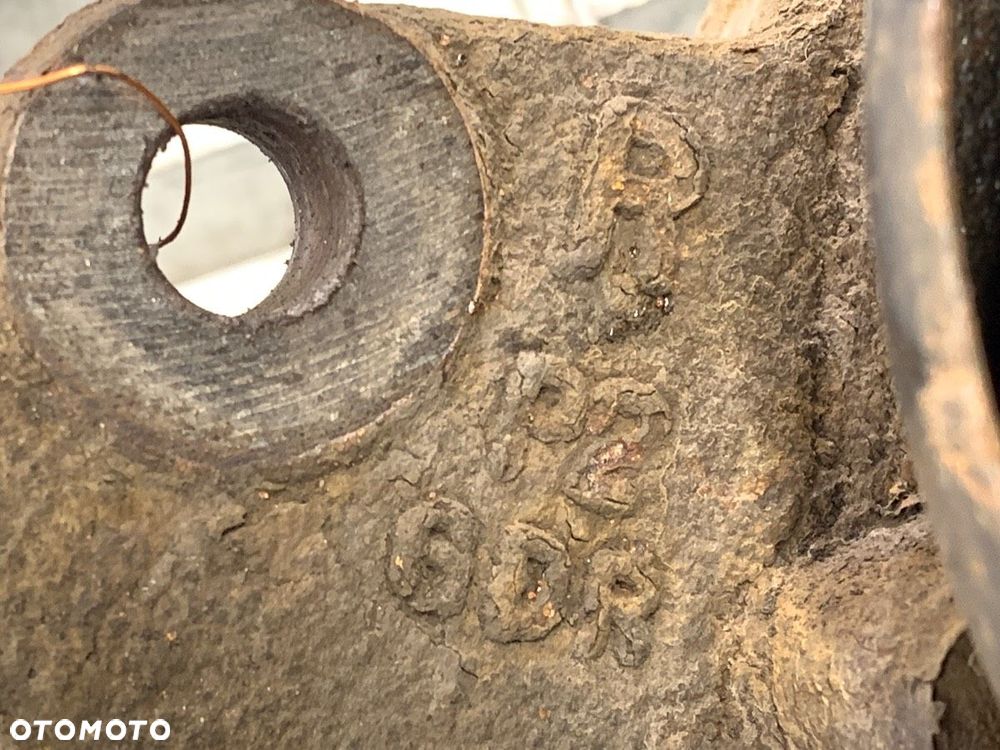 ZWROTNICA PRAWY PRZÓD  KIA CEE'D liftback (ED) 2006 - 2012 1.4 77 kW [105 KM] benzyna 2006 - 2012 - 5