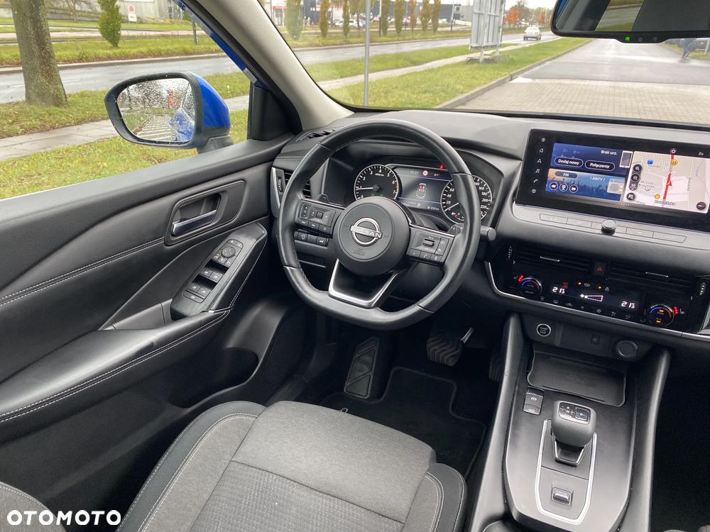 Nissan Qashqai 1.3 DIG-T N-Connecta DCT - 25