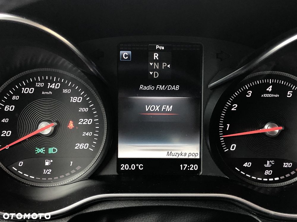 Mercedes-Benz Klasa C 250 7G-TRONIC AMG Line - 21