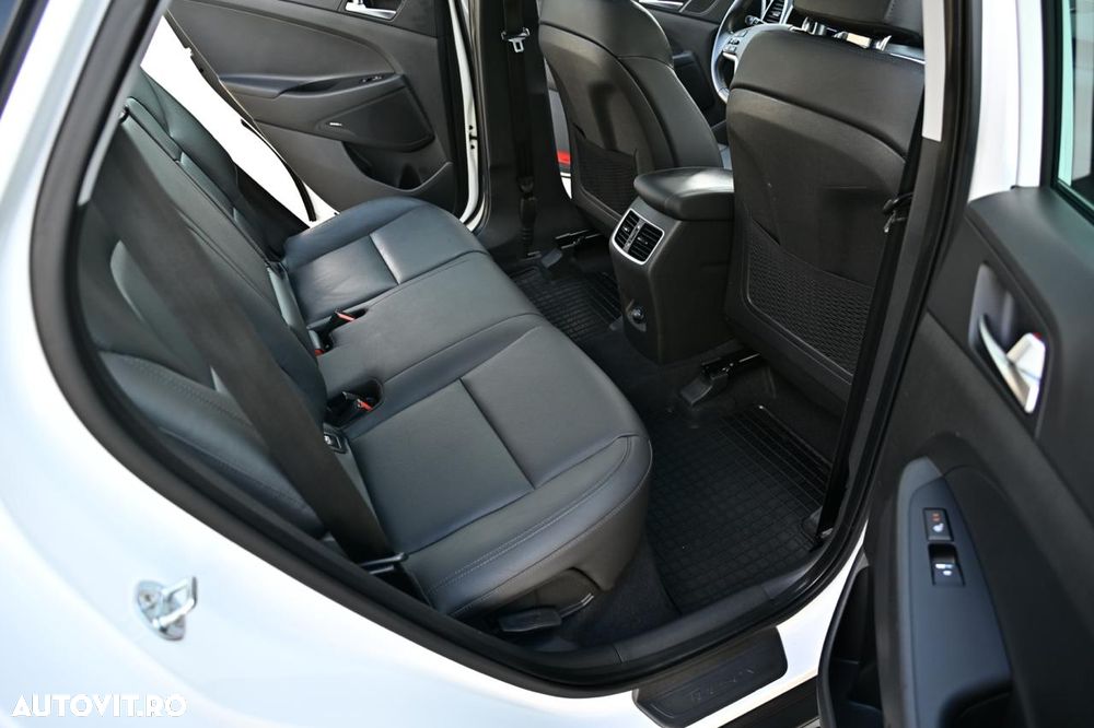 Hyundai Tucson blue 1.6 CRDi 2WD DCT Premium - 31