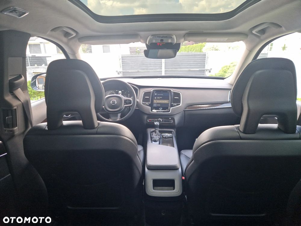 Volvo XC 90 D4 FWD Momentum - 17