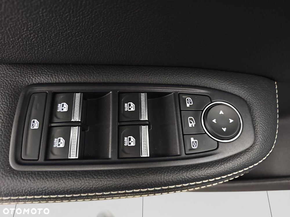 Renault Arkana TCe Mild Hybrid 140 EDC Techno - 13