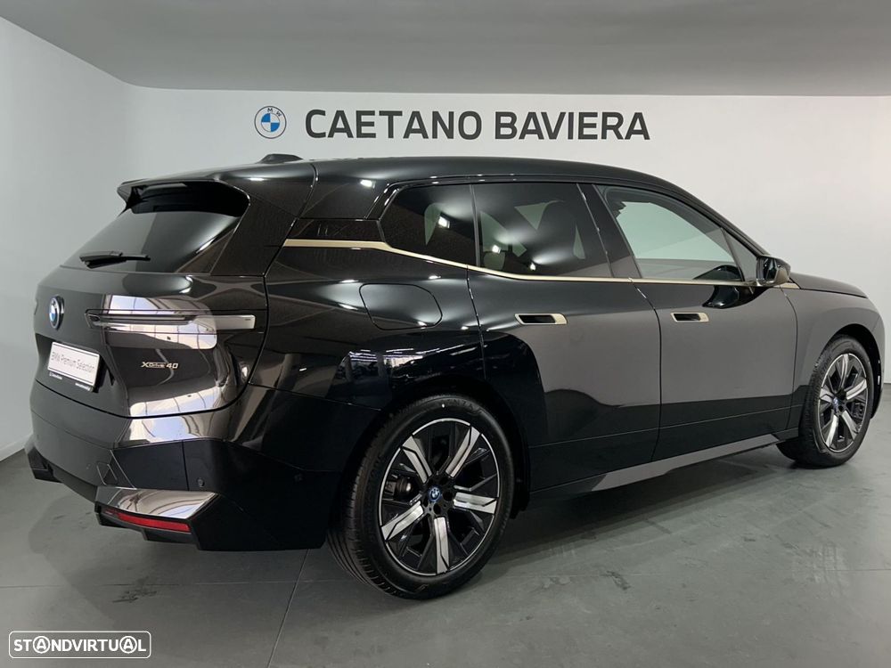 BMW iX xDrive 40 Pack Desportivo — photo 2