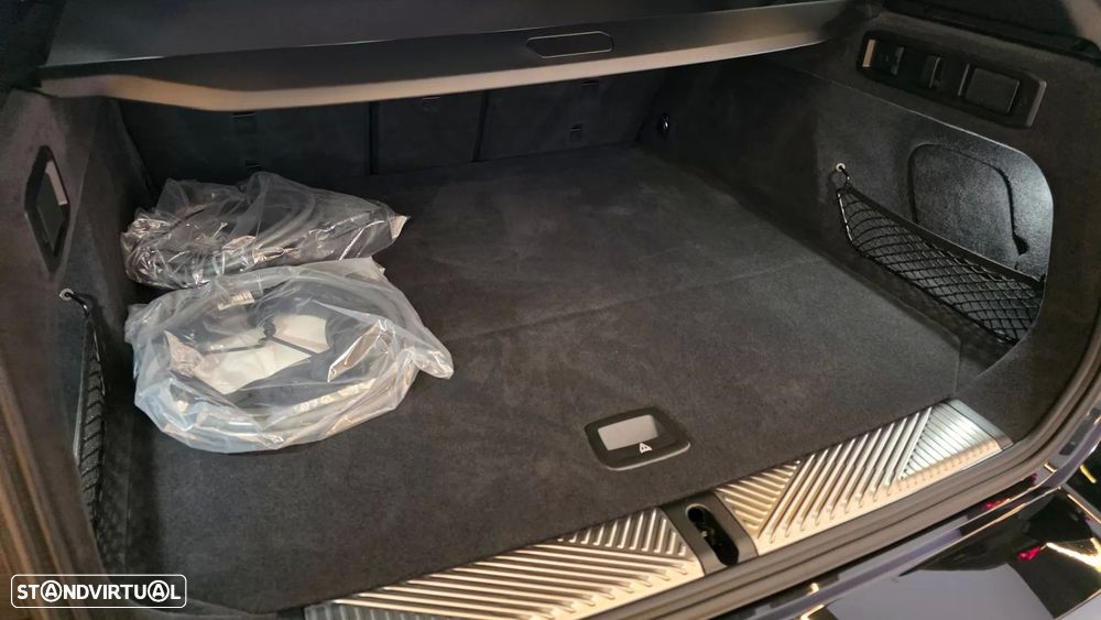 BMW 530 e Pack Desportivo M Pro - 22