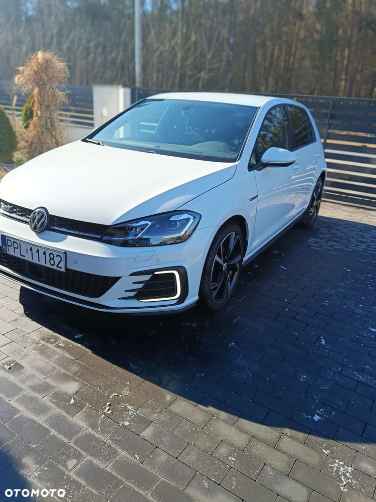 Volkswagen Golf - 35