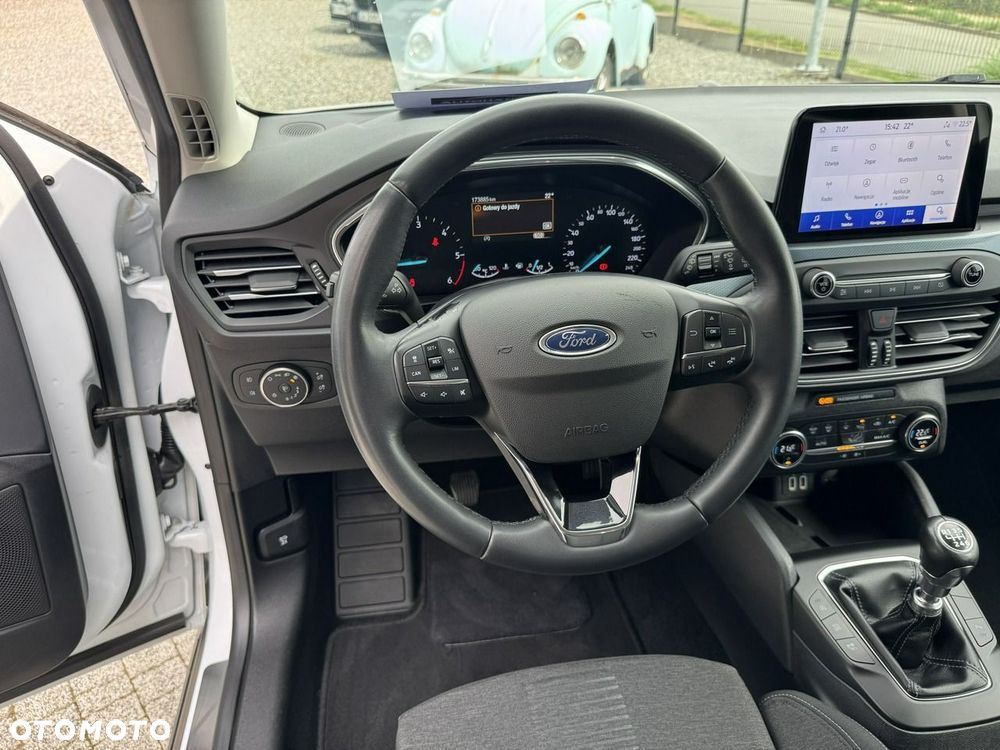 Ford Focus - 12