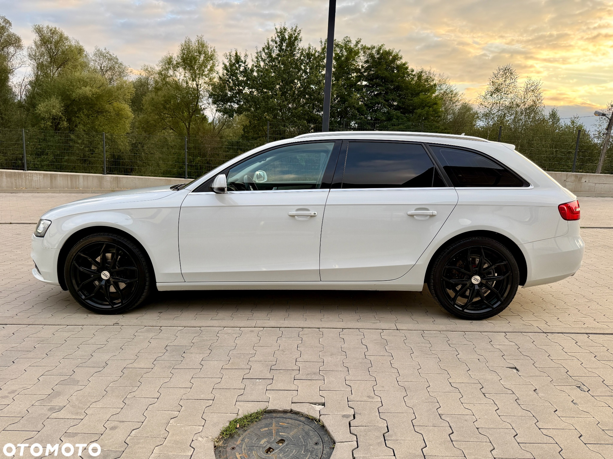 Audi A4 Avant 2.0 TDI - 9