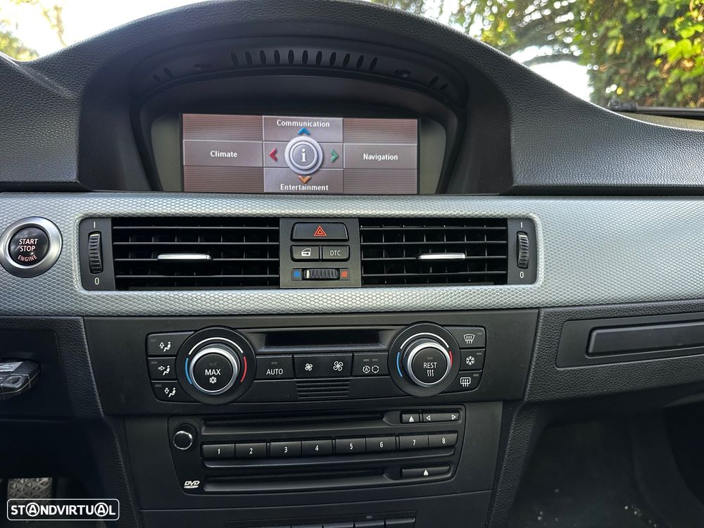 BMW 320 d Touring Navigation - 9
