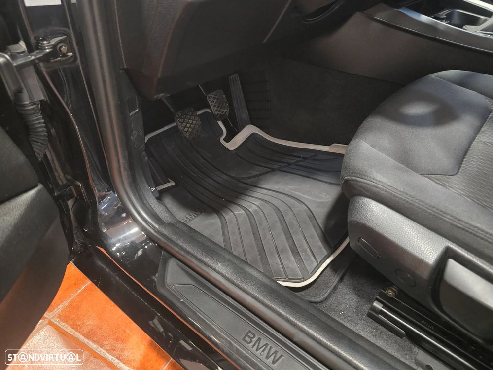 BMW 116 d EfficientDynamics Edition - 30