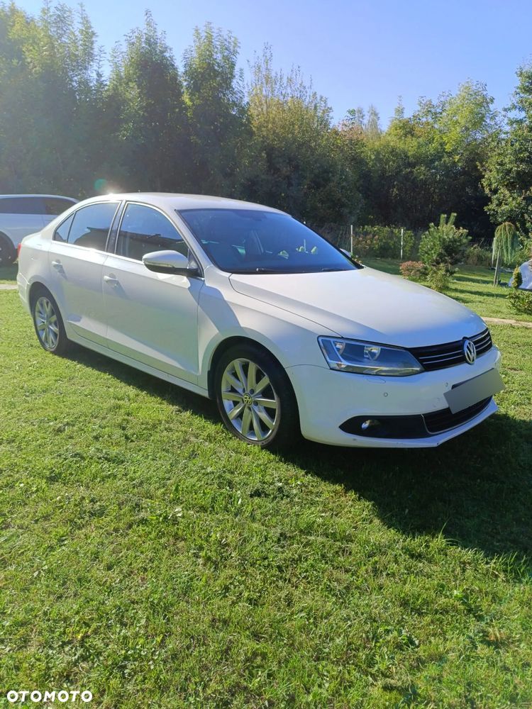 Volkswagen Jetta 1.4 TSI Highline - 1